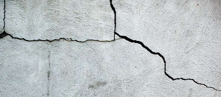 Foundations Cracks When to Be Concerned